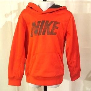 NIKE Therma-Fit Hoodie